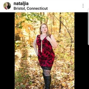 Fashion To Figure Red Dress size 16/18